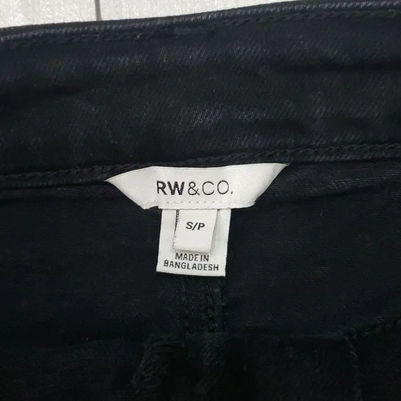 3/$65 RW&CO black denim skirt - Picture 3 of 8